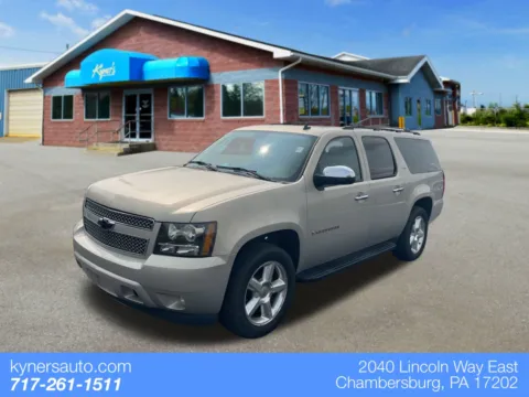Gold 2008 Chevrolet Suburban 1500 LTZ for sale in Chambersburg, PA