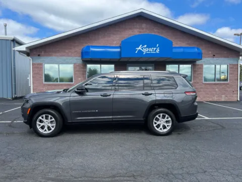 Another view of 2022 Jeep Grand Cherokee L Limited for sale in Chambersburg, PA at Kyner's Auto Sales, Inc.