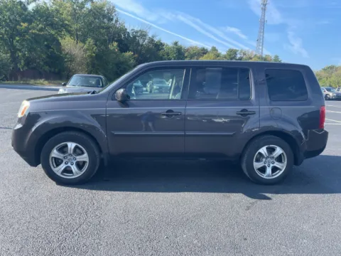 Photos of 2013 Honda Pilot EX-L for sale in Chambersburg, PA at Kyner's Auto Sales, Inc.