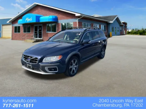 Blue 2013 Volvo XC70 for sale in Chambersburg, PA