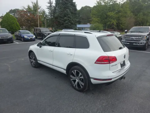 More photos of 2017 Volkswagen Touareg V6 at Kyner's Auto Sales, Inc., PA
