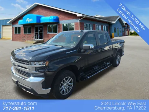 Black 2020 Chevrolet Silverado 1500 LT for sale in Chambersburg, PA