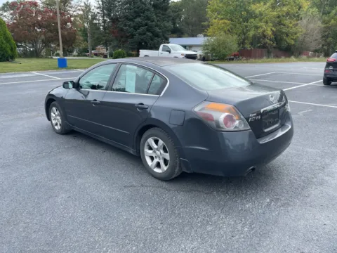Another view of 2009 Nissan Altima 2.5 SL for sale in Chambersburg, PA at Kyner's Auto Sales, Inc.