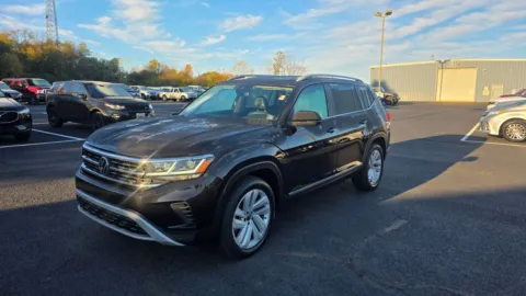Another view of 2021 Volkswagen Atlas 2.0T SEL for sale in Chambersburg, PA at Kyner's Auto Sales, Inc.