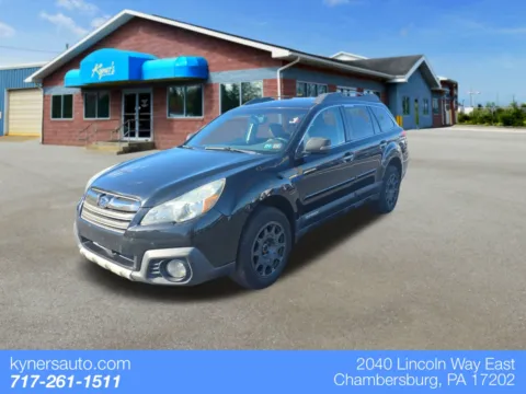 Black 2013 Subaru Outback 2.5i for sale in Chambersburg, PA