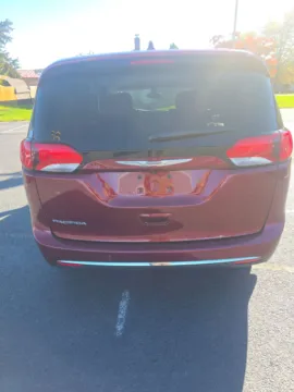 More photos of 2017 Chrysler Pacifica Touring L at Kyner's Auto Sales, Inc., PA