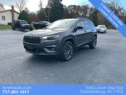 Gray 2021 Jeep Cherokee Latitude Lux for sale in Chambersburg, PA