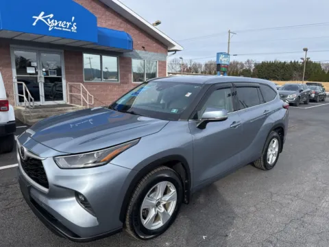Another view of 2021 Toyota Highlander LE for sale in Chambersburg, PA at Kyner's Auto Sales, Inc.