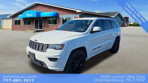 White 2018 Jeep Grand Cherokee Altitude for sale in Chambersburg, PA