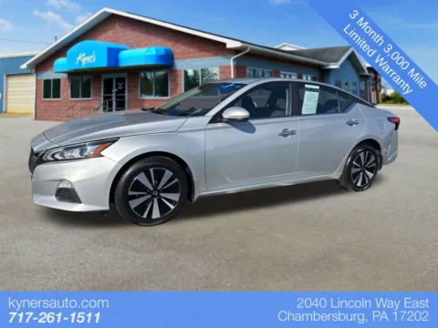 Silver 2021 Nissan Altima 2.5 SV for sale in Chambersburg, PA