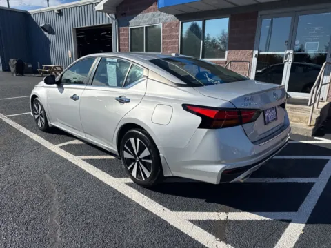 More photos of 2021 Nissan Altima 2.5 SV at Kyner's Auto Sales, Inc., PA