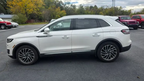 Another view of 2019 Lincoln Nautilus Reserve for sale in Chambersburg, PA at Kyner's Auto Sales, Inc.