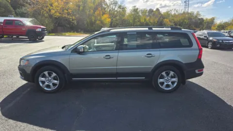Photos of 2008 Volvo XC70 3.2 for sale in Chambersburg, PA at Kyner's Auto Sales, Inc.