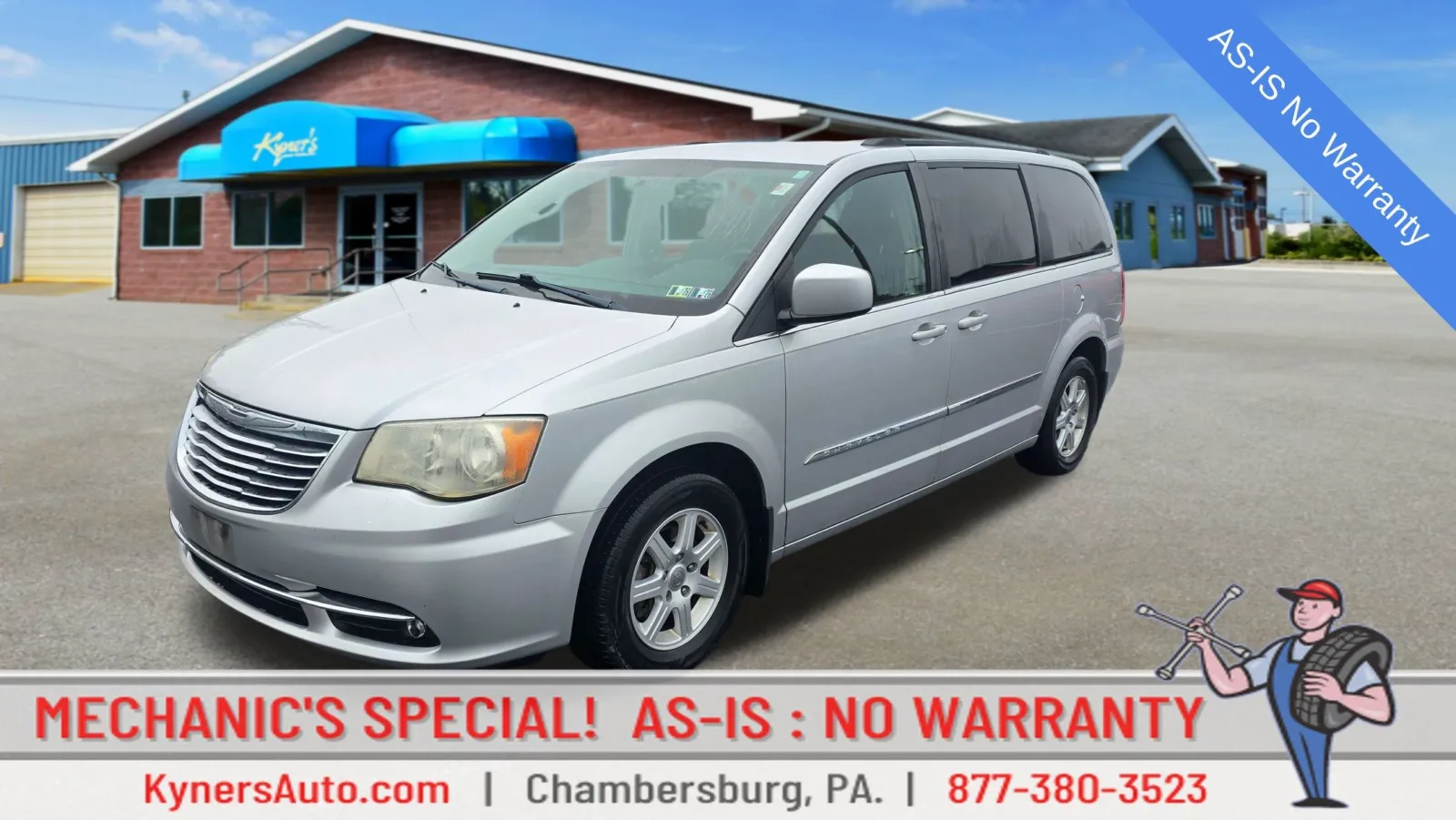Silver 2011 Chrysler Town & Country Touring for sale in Chambersburg, PA