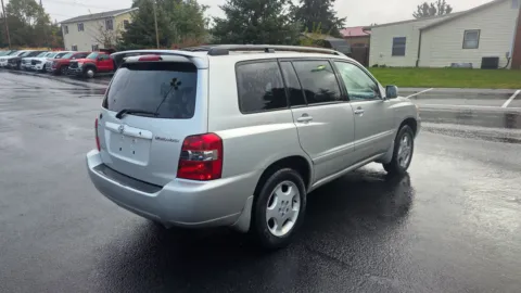 More photos of 2004 Toyota Highlander V6 at Kyner's Auto Sales, Inc., PA