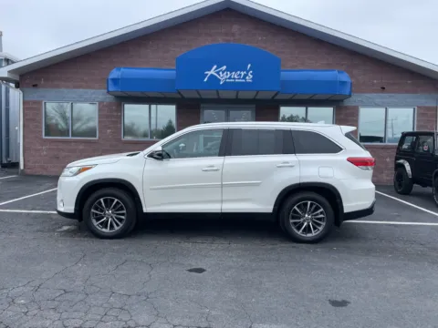 Another view of 2019 Toyota Highlander XLE for sale in Chambersburg, PA at Kyner's Auto Sales, Inc.