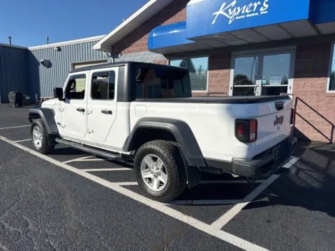 More photos of 2020 Jeep Gladiator Sport at Kyner's Auto Sales, Inc., PA