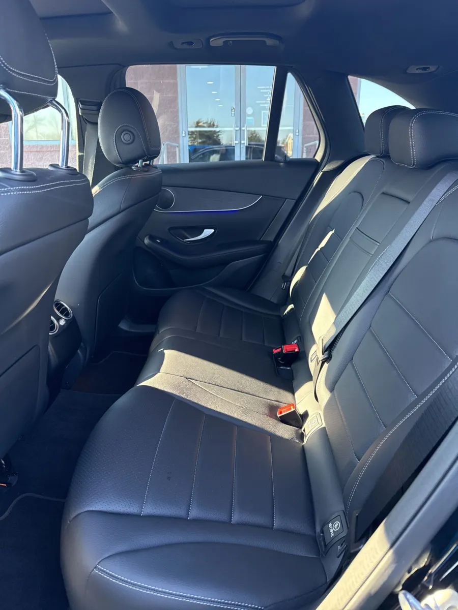 2022 Mercedes-Benz GLC GLC 300 — photo 11