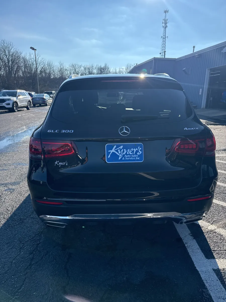 2022 Mercedes-Benz GLC GLC 300 — photo 5