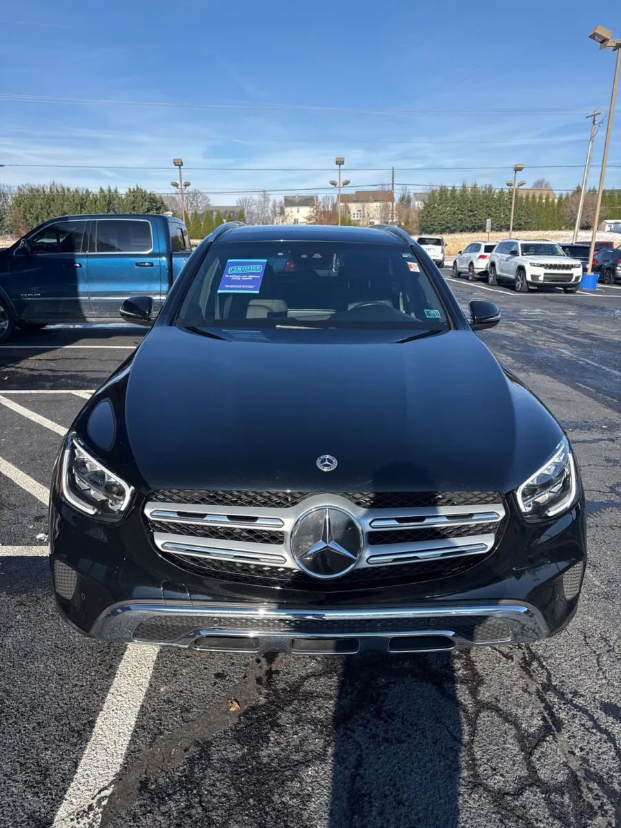 2022 Mercedes-Benz GLC GLC 300 — photo 8