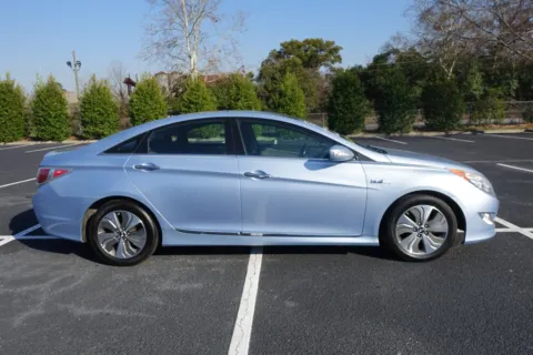 More photos of 2015 Hyundai Sonata Hybrid Limited at Womack Auto Sales, GA