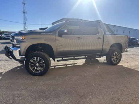 More photos of 2021 Chevrolet Silverado 1500 LT at 4M Autoplex - Industrial Blvd, TX