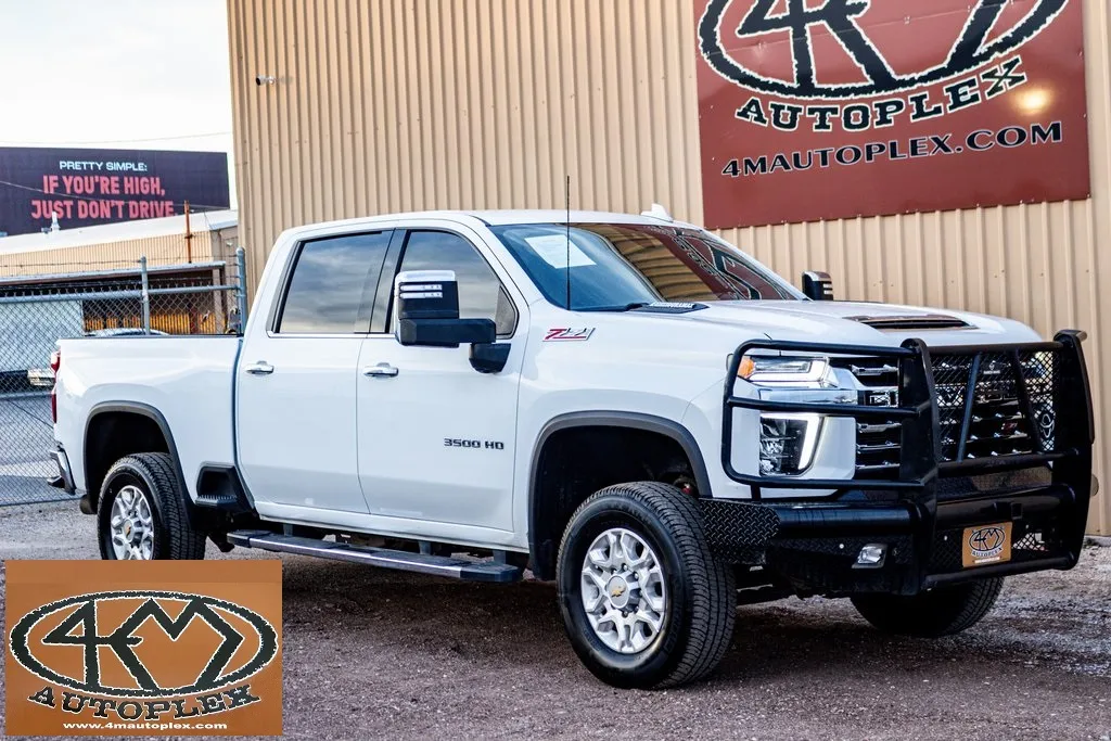 2023 Chevrolet Silverado 3500HD LTZ's photo