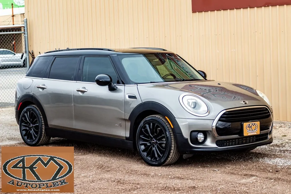 2017 MINI Clubman Base
