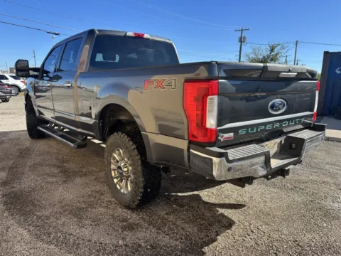 More photos of 2019 Ford F-250SD XLT at 4M Autoplex - Industrial Blvd, TX