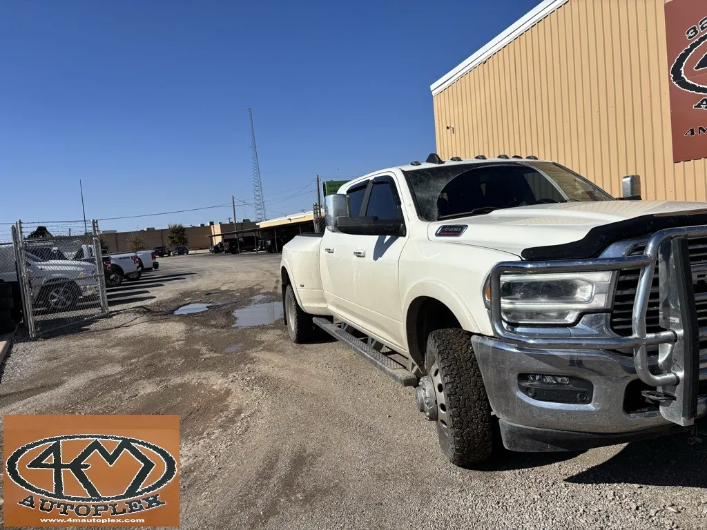 2021 RAM Ram 3500 Pickup Laramie's photo
