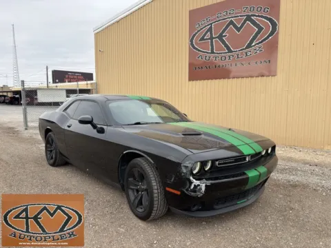 Black 2017 Dodge Challenger SXT for sale in Abilene, TX