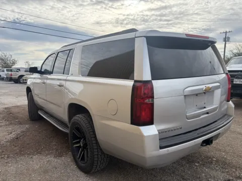 More photos of 2017 Chevrolet Suburban LT at 4M Autoplex - Industrial Blvd, TX