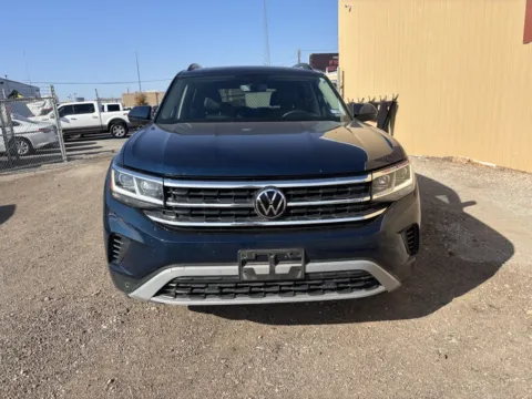 Photos of 2023 Volkswagen Atlas 3.6L V6 SE w/Technology for sale in Abilene, TX at 4M Autoplex - Industrial Blvd
