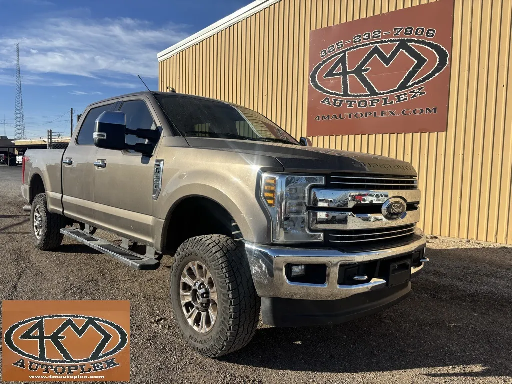 2018 Ford F-250 Super Duty Lariat's photo