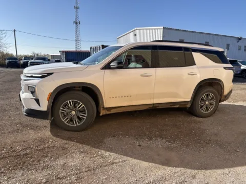 More photos of 2025 Chevrolet Traverse LT at 4M Autoplex - Industrial Blvd, TX