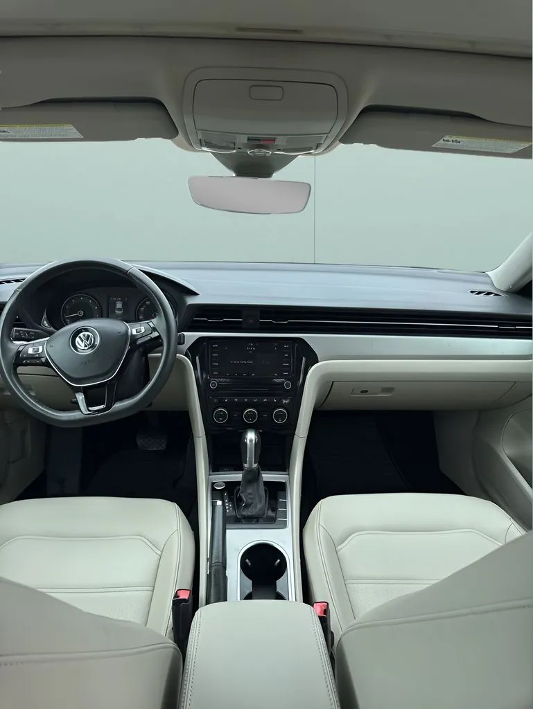 2021 Volkswagen Passat SE - Photo 19