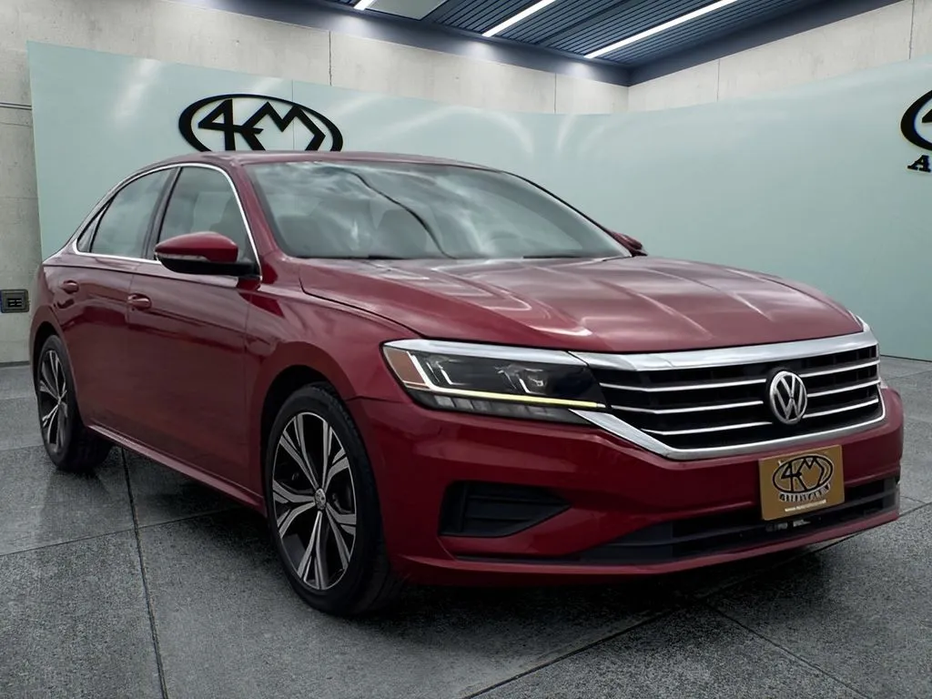 2021 Volkswagen Passat 2.0T SE Auto's photo