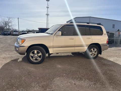 More photos of 2004 Toyota Land Cruiser at 4M Autoplex - Industrial Blvd, TX