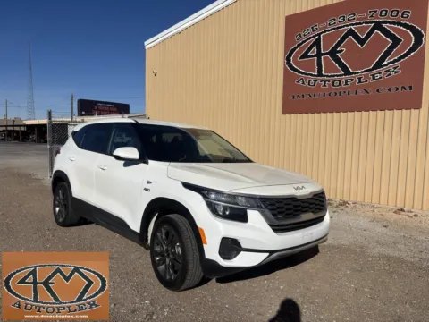 White 2023 Kia Seltos LX for sale in Abilene, TX