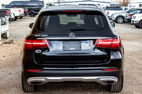 More photos of 2019 Mercedes-Benz GLC 300 at 4M Autoplex - Industrial Blvd, TX