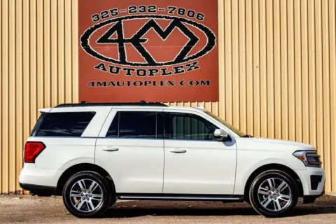 Photos of 2022 Ford Expedition XLT for sale in Abilene, TX at 4M Autoplex - Industrial Blvd