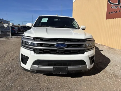 Photos of 2022 Ford Expedition XLT for sale in Abilene, TX at 4M Autoplex - Industrial Blvd