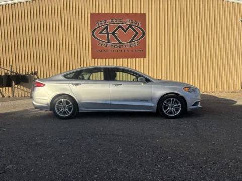 More photos of 2018 Ford Fusion Hybrid SE at 4M Autoplex - Industrial Blvd, TX