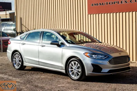 Silver 2020 Ford Fusion SE for sale in Abilene, TX