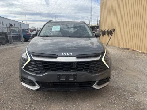 Photos of 2023 Kia Sportage Hybrid SX-Prestige for sale in Abilene, TX at 4M Autoplex - Industrial Blvd