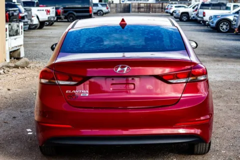 More photos of 2017 Hyundai Elantra SE at 4M Autoplex - Industrial Blvd, TX