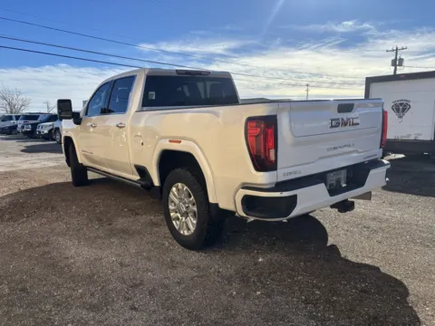 More photos of 2022 GMC Sierra 2500HD Denali at 4M Autoplex - Industrial Blvd, TX