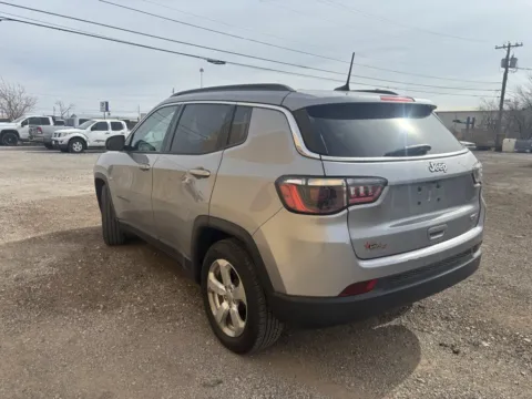 More photos of 2021 Jeep Compass Latitude at 4M Autoplex - Industrial Blvd, TX