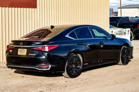 Another view of 2020 Lexus ES 300h for sale in Abilene, TX at 4M Autoplex - Industrial Blvd