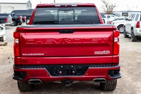 More photos of 2019 Chevrolet Silverado 1500 High Country at 4M Autoplex - Industrial Blvd, TX